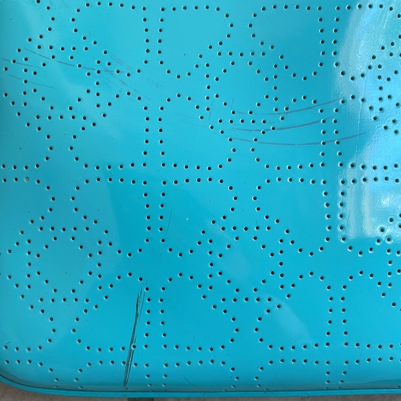 Kate Spade Blue Heart Crossbody - Picture 5 of 10